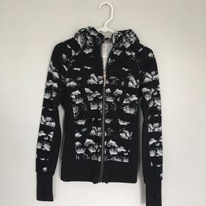 Lululemon - Scuba Hoodie